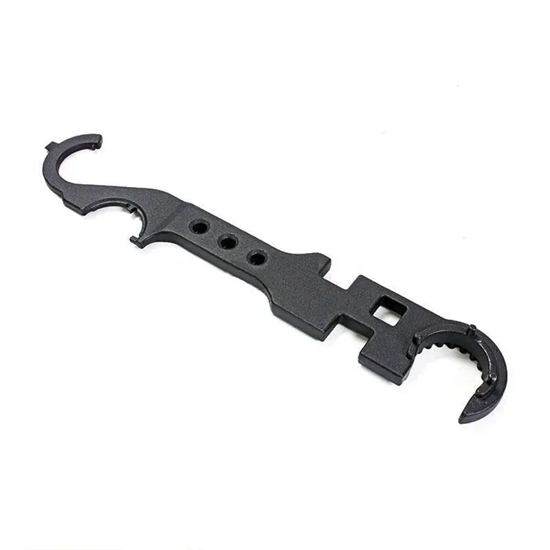 Saker Outdoor Multifunction Removal Tool Nut Wrench
